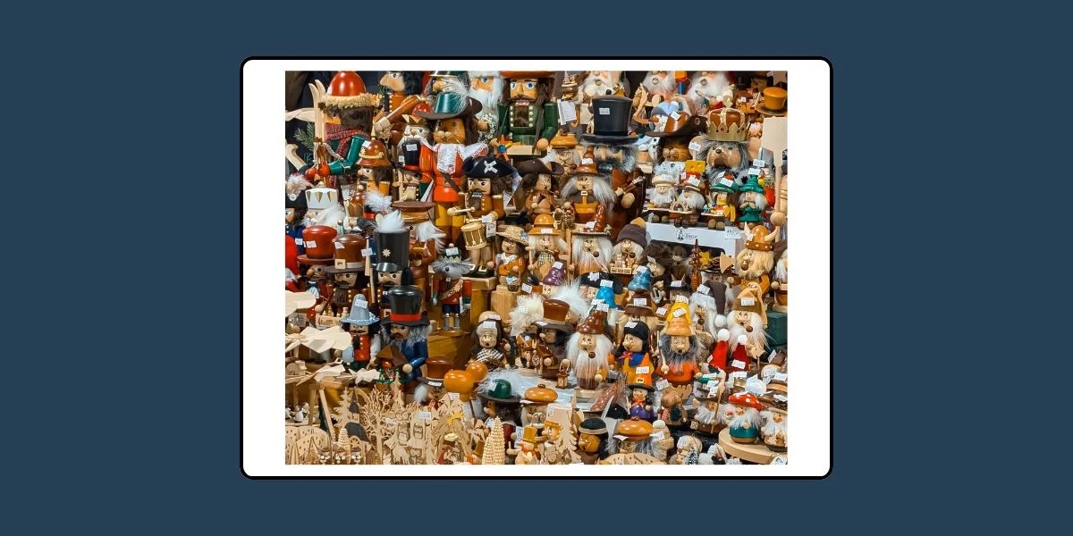 Ruling (Fatwa) Chularatchamontri No. 02/2015 regarding the production or sale of souvenirs that are statues or figurines.