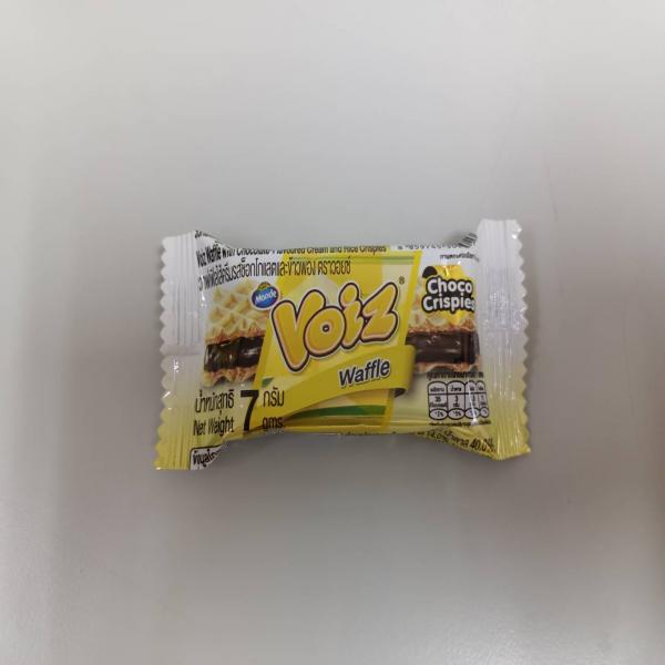 Voiz Waffle with Chocolate-Flavoured Cream and Rice Crispies