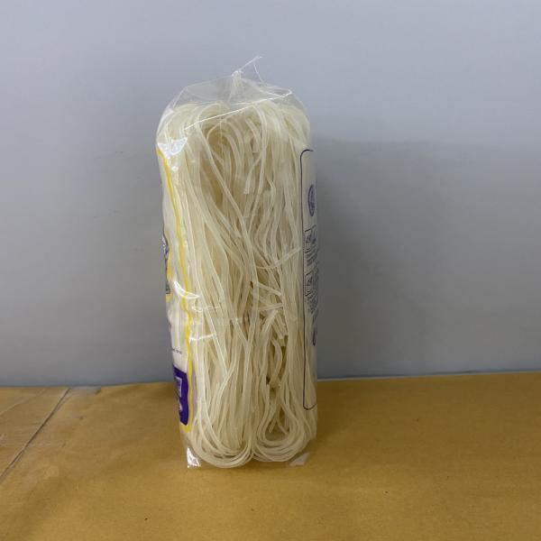 เส้นก๋วยเตี๋ยวอบแห้ง