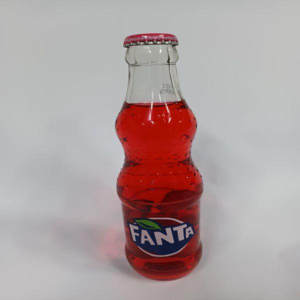 น้ำหวานกลิ่นสตรอเบอร์รี ขวดแก้วแบบคืนขวด