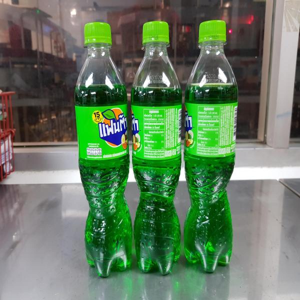 เครื่องดื่มน้ำเขียว ขวดพลาสติก