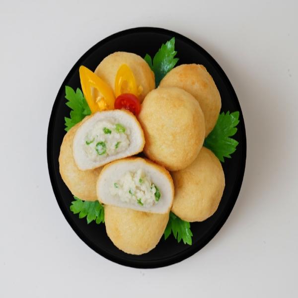 ซาลาเปาปลาไส้ปลาหมึก