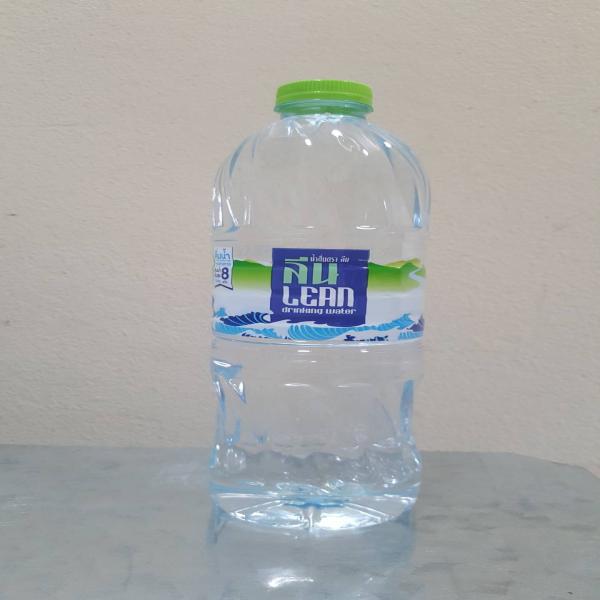 น้ำดื่ม ตรา ลีน ขนาด 820 ML.