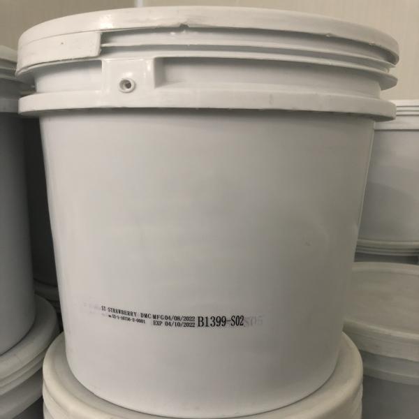 สตรอเบอร์รี่ในน้ำเชื่อมเข้มข้น