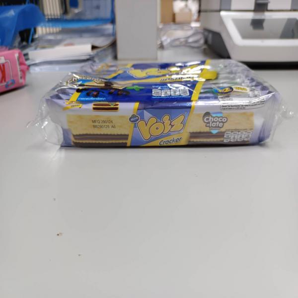 แครกเกอร์สอดไส้ครีม รสช็อกโกแลต