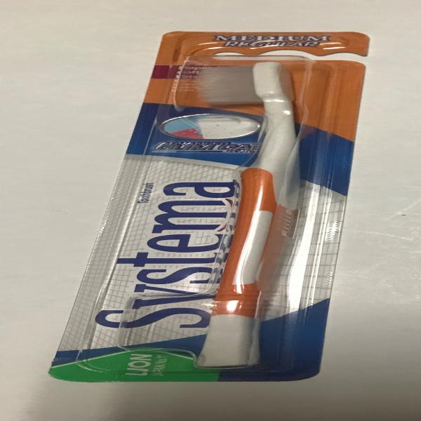 แปรงสีฟันซิสเท็มมากัมแคร์รุ่นมีเดียม ( หัวแปรงขนาดเล็ก,  หัวแปรงขนาดกลาง, หัวแปรงขนาดใหญ่) (สิงคโปร์)