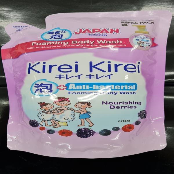 Kirei Kirei Foaming Body Wash (Nourishing Berries) 900 ml., 600 ml. (SINGAPORE)