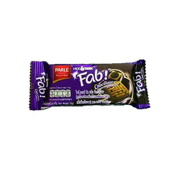 ไฮด์ แอนด์ ซีค แฟ็บ ช็อกโกแลต  (คุกกี้แซนวิชรสช็อกโกแลตชิพสอดไส้ครีม กลิ่นช็อกโกแลต)