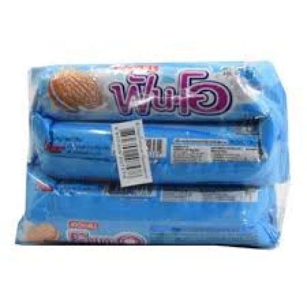 Sandwich Cookies filled with Milk Cream