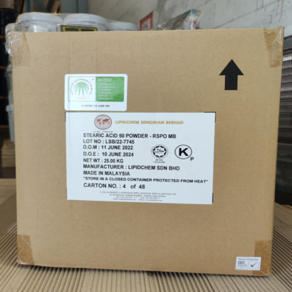 STEARIC ACID POWDER / LIPIDCHEM SDN BHD / MALAYSIA
