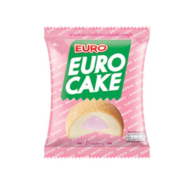 PUFF CAKE AND SWEET STRAWBERRY CREAM 