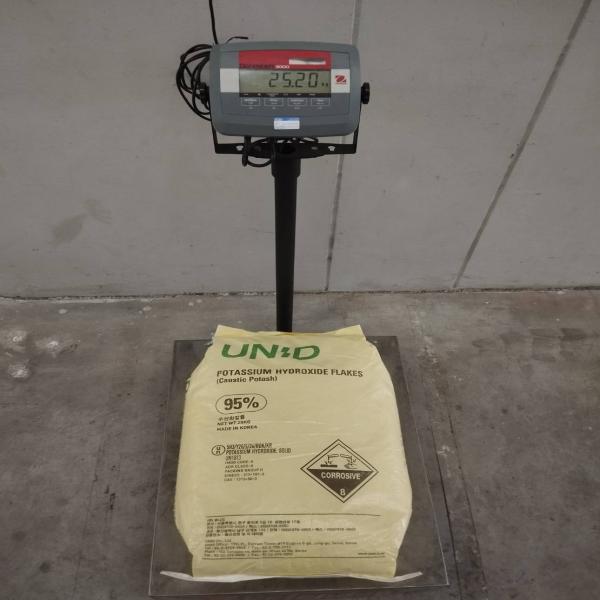 POTASSIUM HYDROXIDE 95% FLAKE - UNID CO..LTD / KOREA