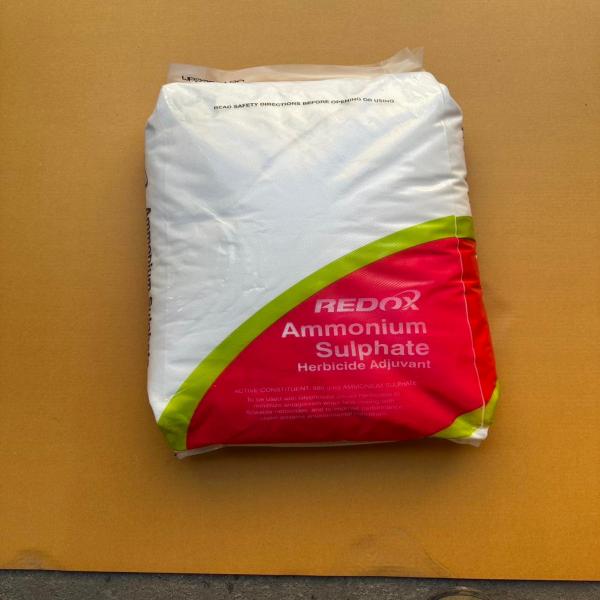 แอมโมเนียมซัลเฟตสีขาวชนิดผง