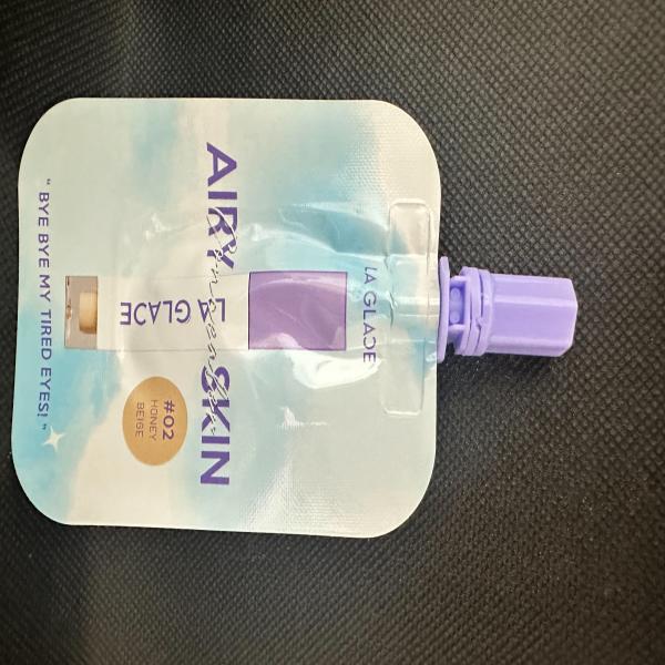 LA GLACE IDEAL AIRY SKIN CONCEALER #02 HONEY BEIGE (2 g)