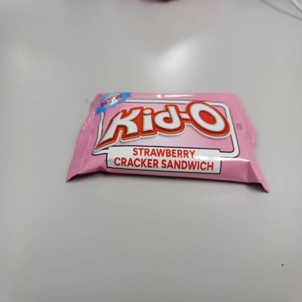 Kid-O Cracker Strawberry Flavour