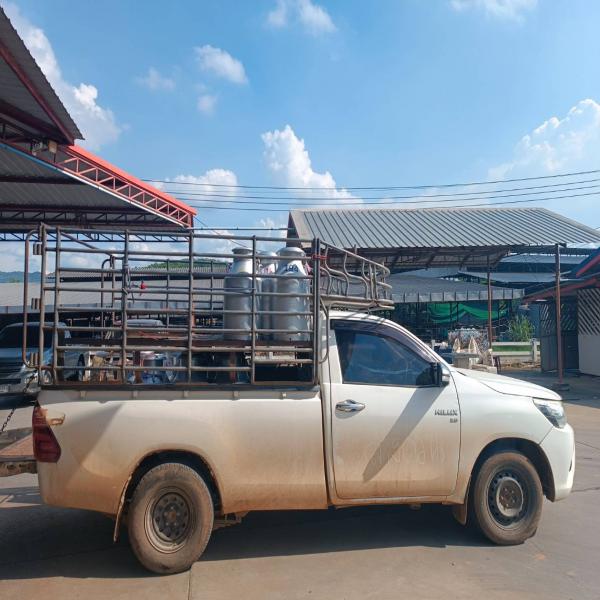 ศูนย์รวบรวมน้ำนมดิบ