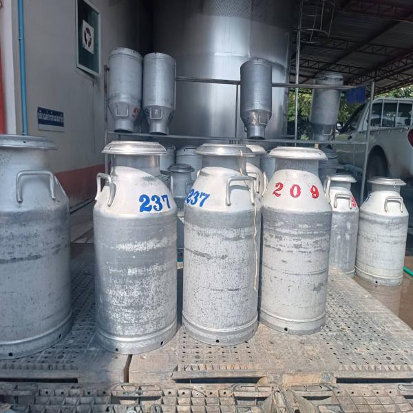 ศูนย์รวบรวมน้ำนมดิบ