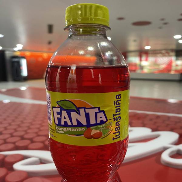แฟนต้า แดงมะนาวโซดา