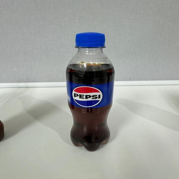 เครื่องดื่มเป๊ปซี่-โคล่า สูตรน้ำตาลน้อย