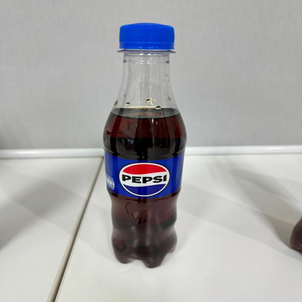 เครื่องดื่มเป๊ปซี่-โคล่า สูตรน้ำตาลน้อย