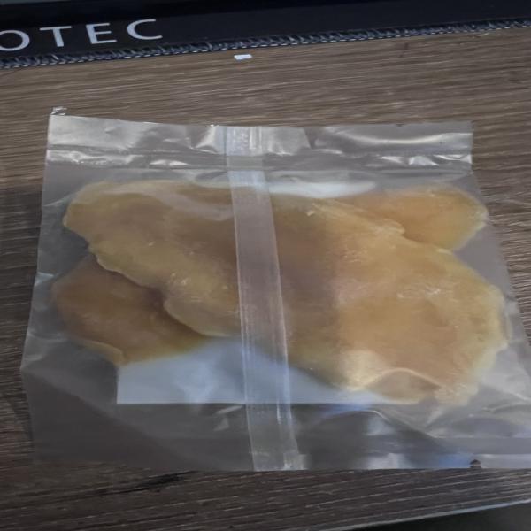 มะม่วงอบแห้ง ขนาดบรรจุ 30 g., 50 g., 100 g., 150 g. 300 g.