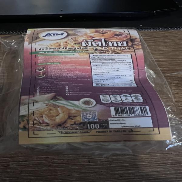 ผัดไทยพร้อมน้ำปรุงสำเร็จรูป  ขนาดบรรจุ 100 g., 140 g., 220 g.