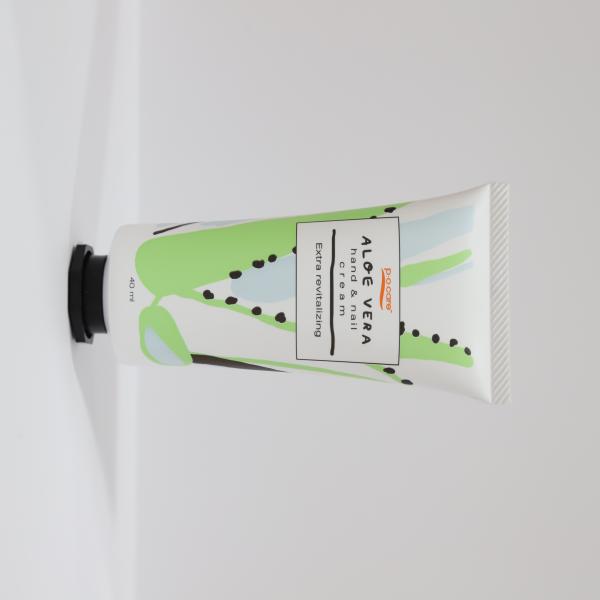 พี.โอ.แคร์ ครีมบำรุงมือและเล็บ (ว่านหางจระเข้)