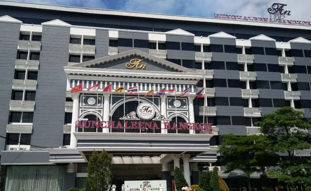 Aunchaleena Grand Hotel