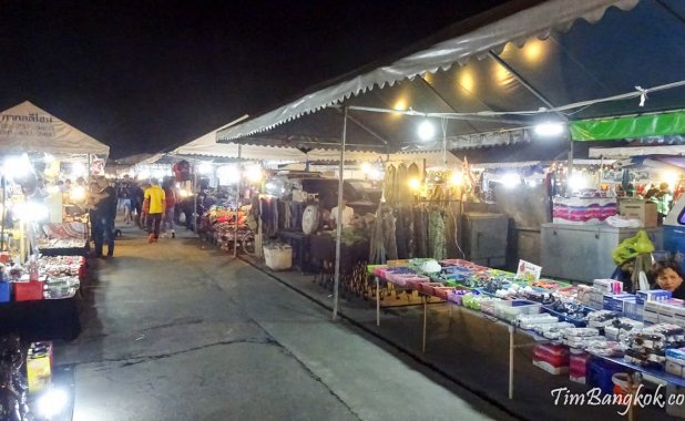 ตลาดนัดรถไฟ ศรีนครินทร์