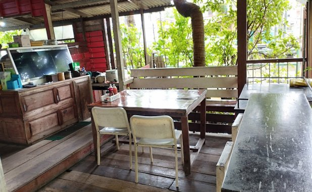 ซาฟรอง ร้านอาหารฮาลาลริมคลอง