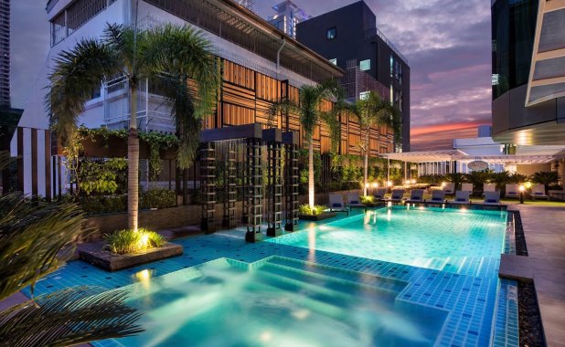Solitaire Bangkok Sukhumvit 11