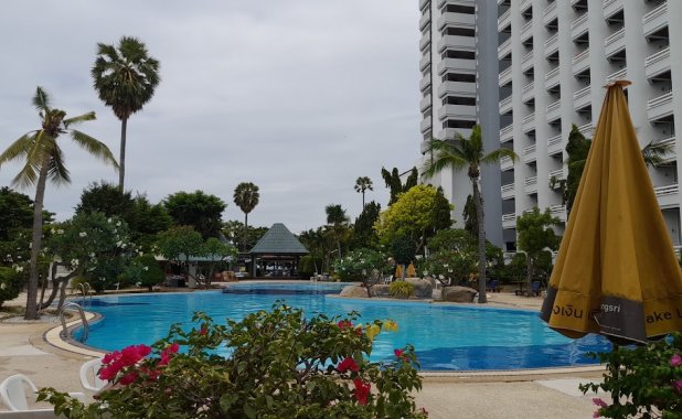 Khaosan Park Resort