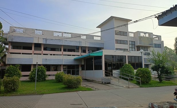 Sawaeng Ha Hospital