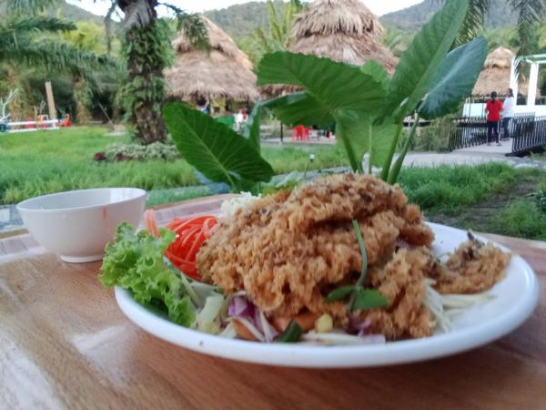 ร้านขี้นากคาเฟ่